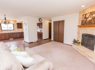 439 Harvard St, Oconomowoc, WI 53066