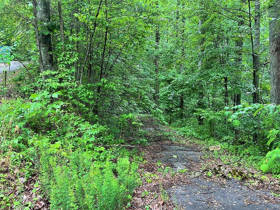 1st image of 8 Burning Tree Ln Lot 8