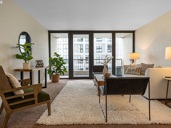 2nd image of 255 SW Harrison St APT 14B