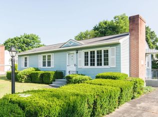 35 Heald St, Pepperell, MA 01463