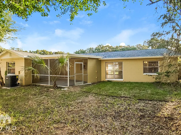 3929 Oak Hammock Dr — Photo 15