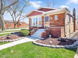 6901 W 64th St, Chicago, IL 60638