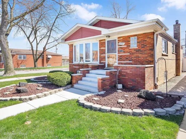 6901 W 64th St, Chicago, IL 60638