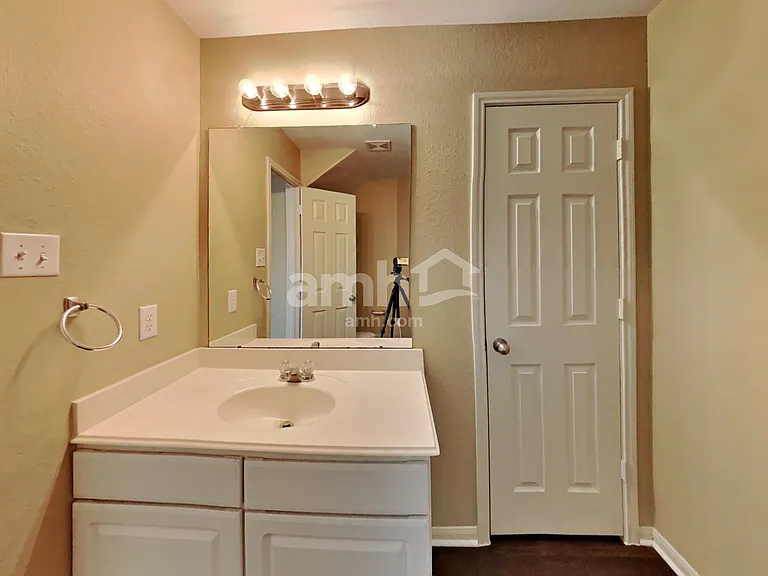 9928 Grebe Dr — Photo 17