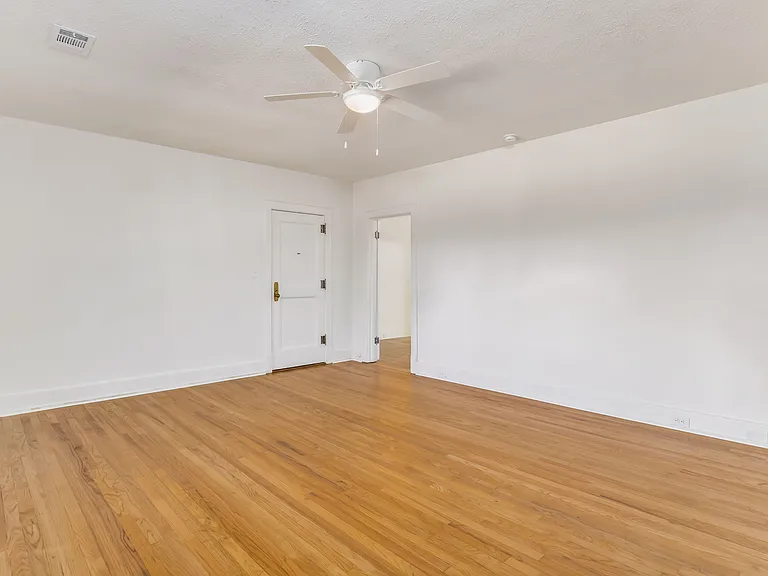 1515 E Lakeview Ave #D — Photo 5