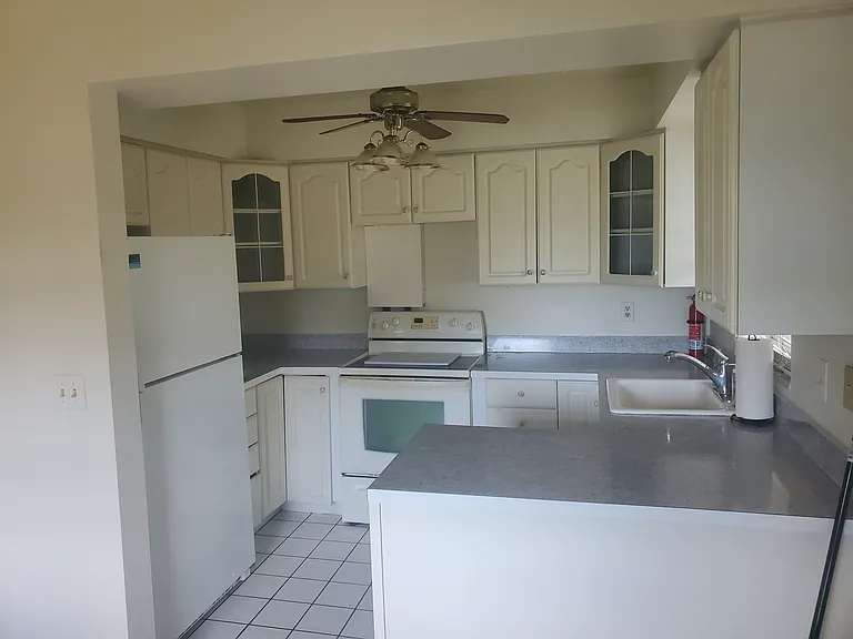 2097 Jessamine Ct — Photo 14