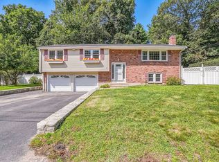 10 Diantonio Dr, Milford, MA 01757