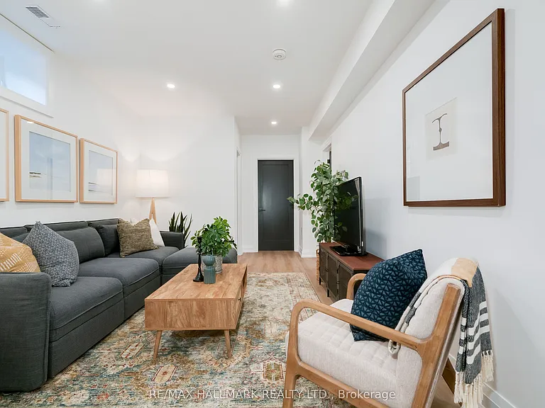 47 Park St #LOWER — Photo 9