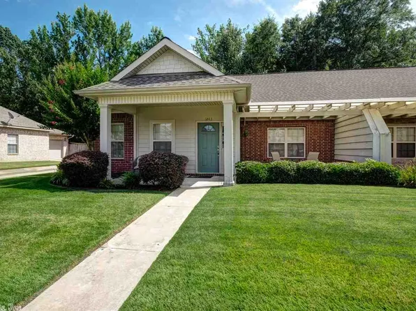 1203 Stagecoach Vlg, Little Rock, AR 72210
