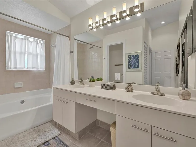 386 Emerald Bay Cir #G4 — Photo 10