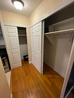 Rented by Living Room NY Corp | media 5