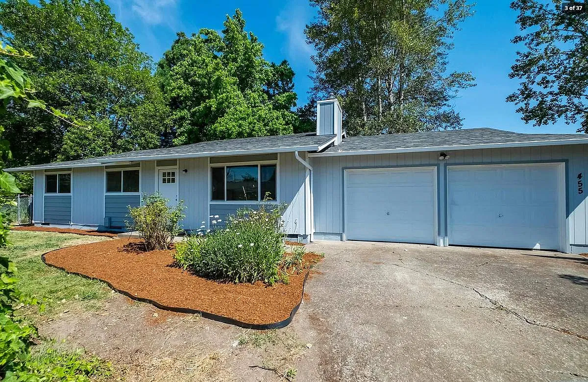 3 bed, 1121 sqft, $800 — Photo 1