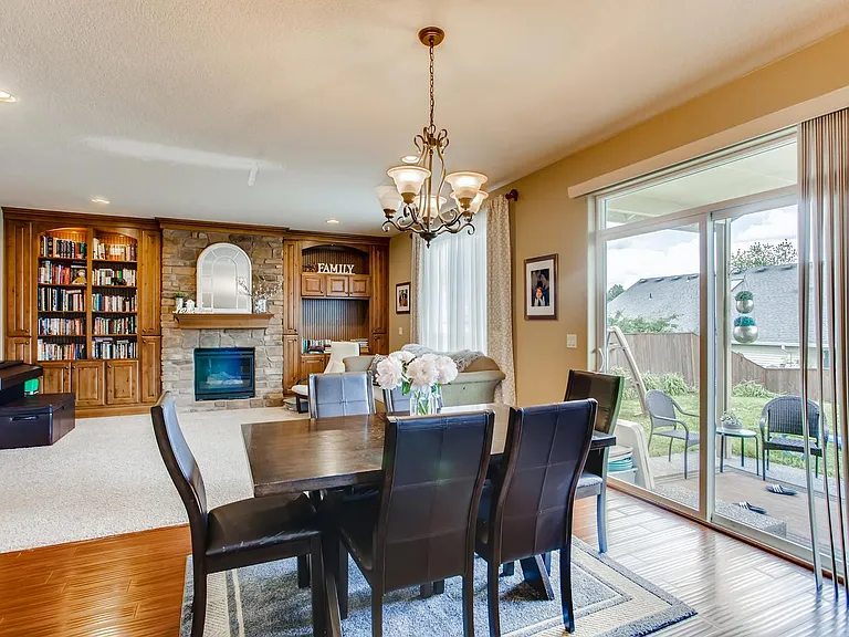 4805 NE 50th Ct — Photo 3