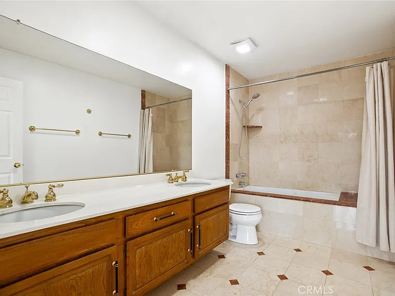 5340 Wilkinson Ave #6 — Photo 20