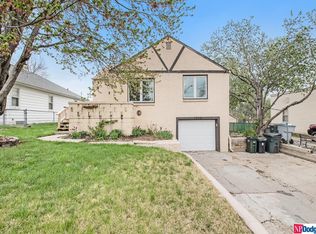 7732 Main St, Ralston, NE 68127