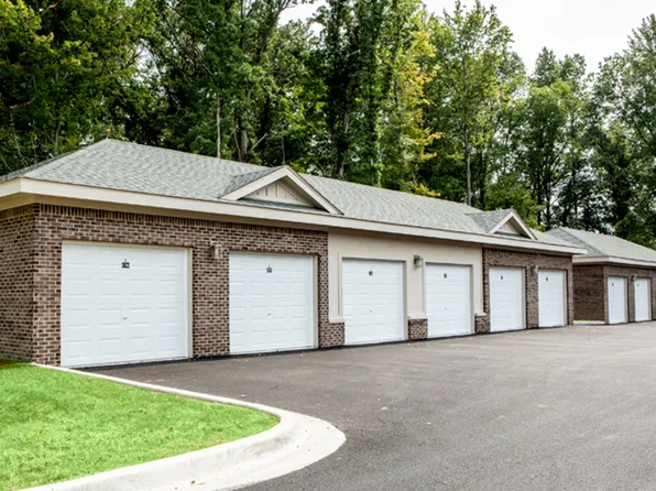 Preserve at Grande Oaks Apartment Homes