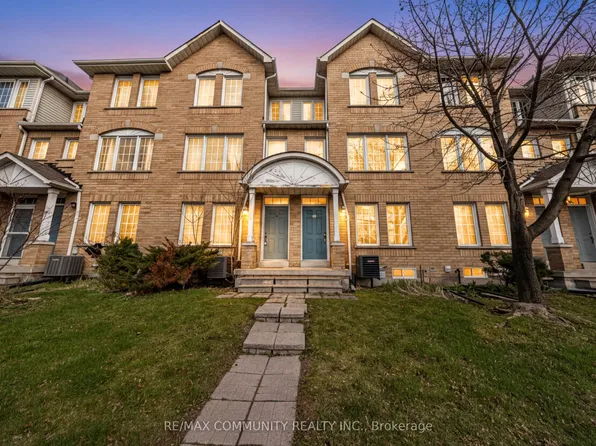 2758 Eglinton Ave E #68, Toronto, ON M1J 3P3