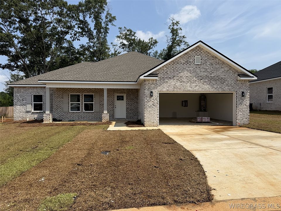 1st image of 320 Thornbird Loop