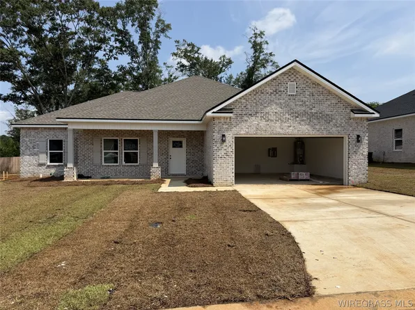 320 Thornbird Loop, Enterprise, AL 36330