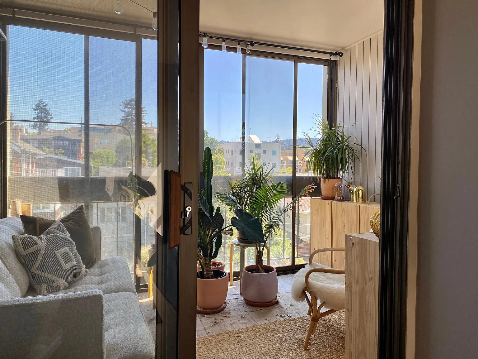 1 bed, 711 sqft, $2,595 — Photo 2