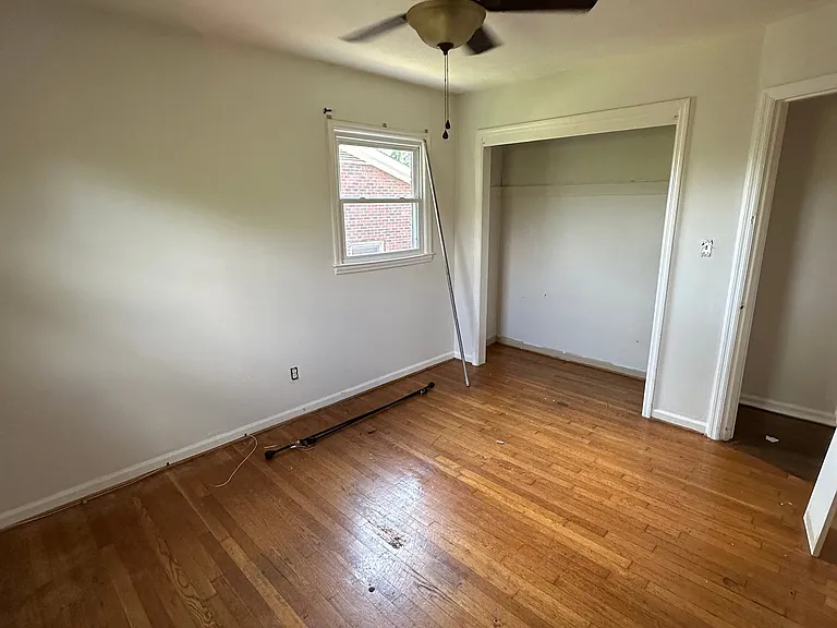 1244-1246 Alexandria Dr #B — Photo 8