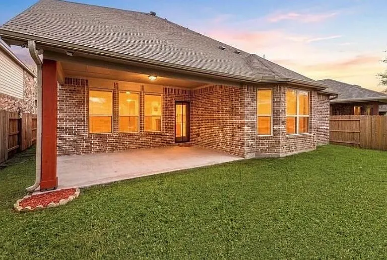 17715 Sauki Ln — Photo 11