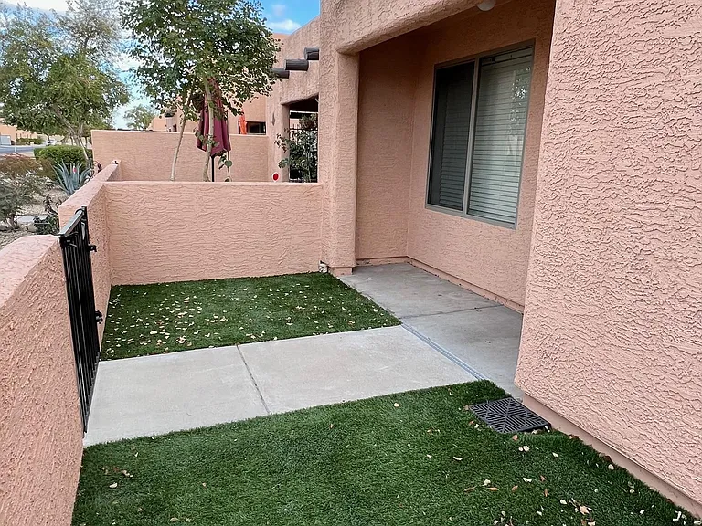 8940 W Olive Ave — Photo 3