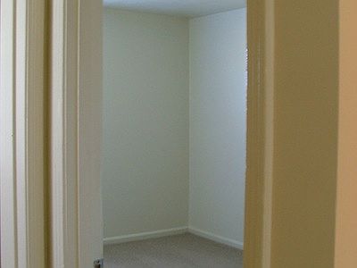 3rd image of 1569 Meade Ct APT 8