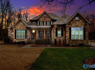 102 Stonecroft Dr, Madison, AL 35757