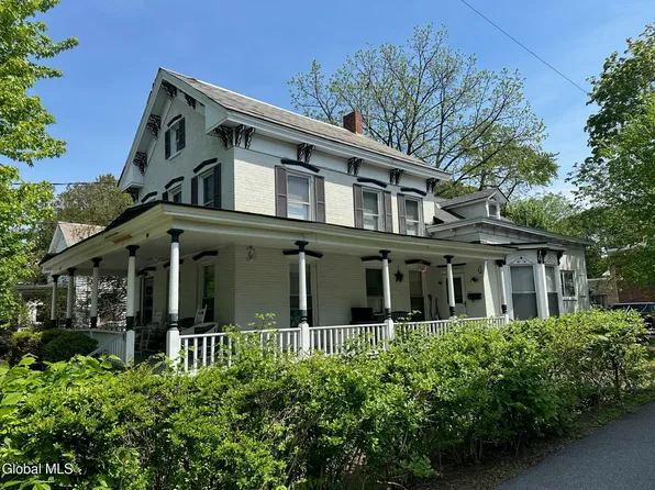 89 Bay Street, Glens Falls, NY 12801