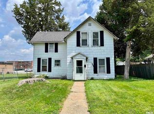 414 49th St, Moline, IL 61265