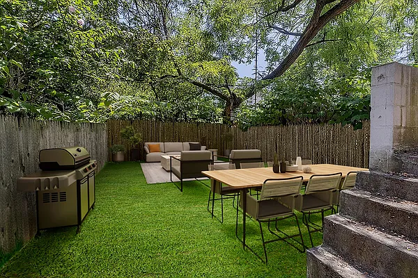 Rented by Freestone Property Group | media 6