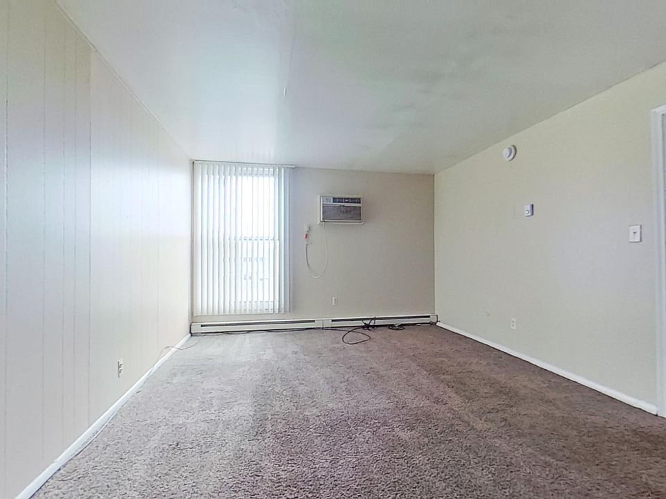 1st image of 33402 Michigan Ave APT 29