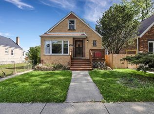 7663 W Forest Preserve Ave, Chicago, IL
