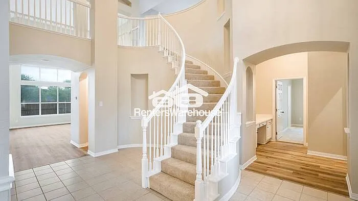 508 Lilac Ln — Photo 16