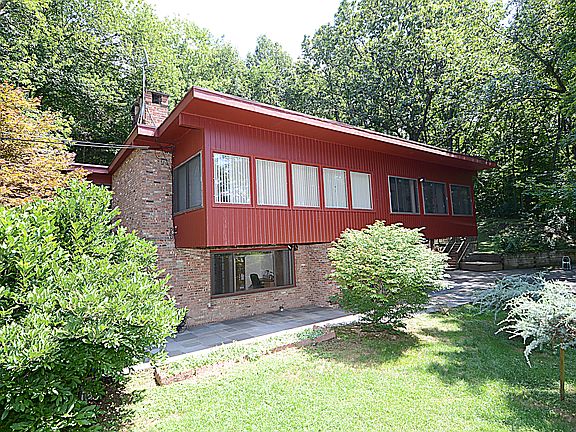2nd image of 54 Mahopac Ave