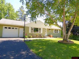 208 Alta Dr, Mankato, MN 56001