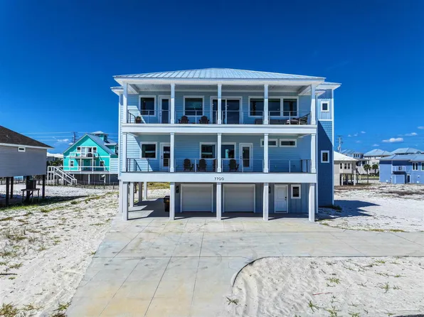 7700 Gulf Blvd, Navarre, FL 32566
