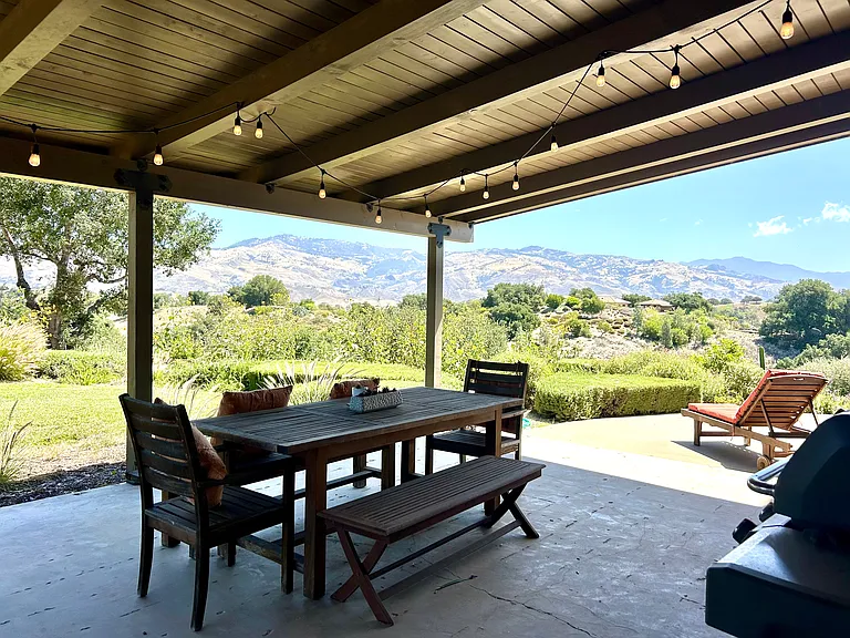 Live Oak Rd — Photo 23