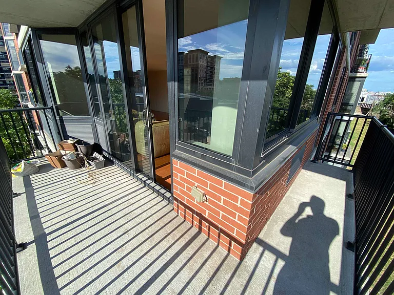 700 Grove St #4F — Photo 4