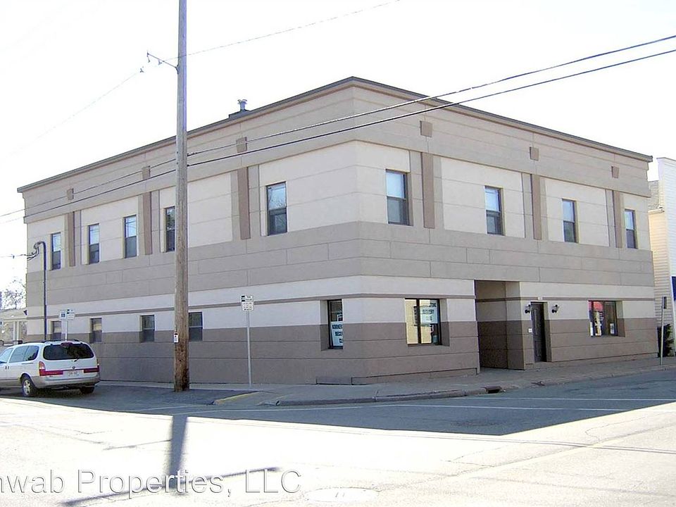 2nd image of 1002 Oregon St APT 4