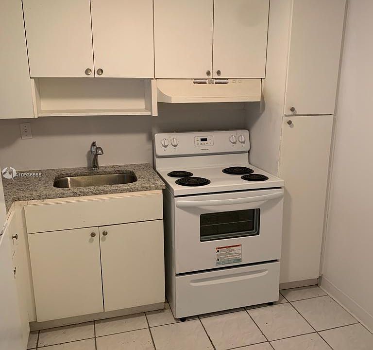 1st image of 14500 NE 6th Ave #326
