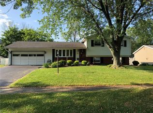 40 Citrus Dr, Rochester, NY 14606
