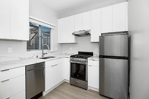 1424 Valencia Photo 1