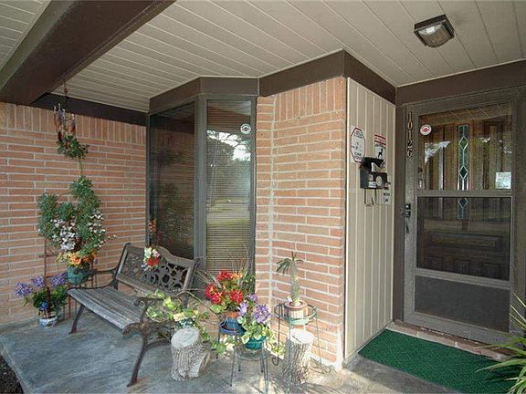 2nd image of 10126 Kirkglen Dr