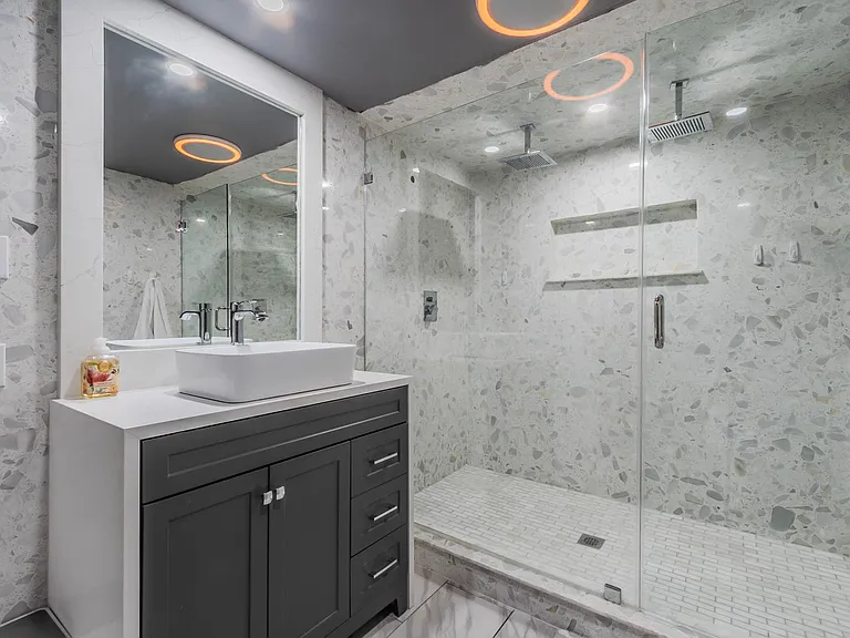 3126 Carlson Dr — Photo 6