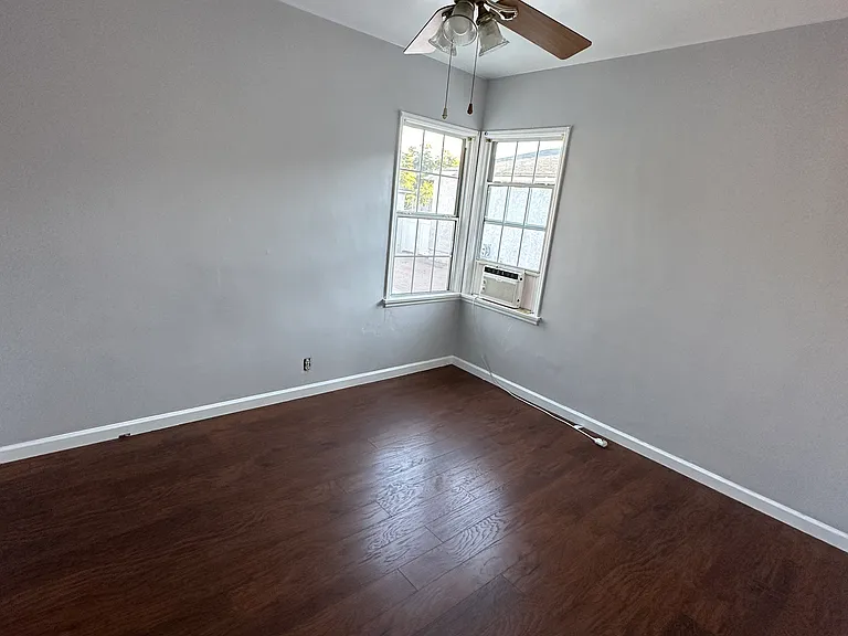 2530 Termino Ave — Photo 19
