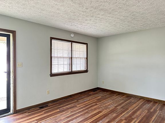 5th image of 3370 Spangler Dr