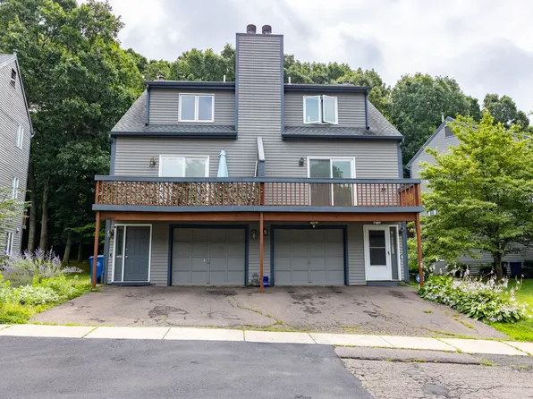 38 Woodland Ridge #38, Meriden, CT 06450