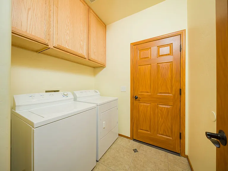 3073 W Placita Montessa — Photo 3